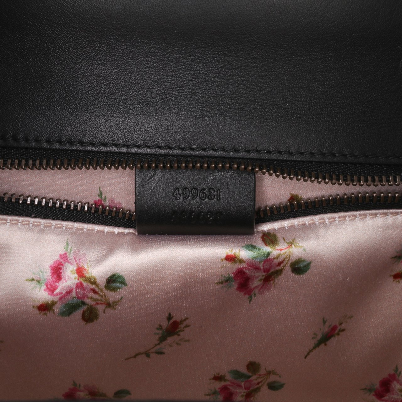 Gucci Limited Edition Medium Calfskin Acrylic Classic 2 Top Handle Bag Zwart