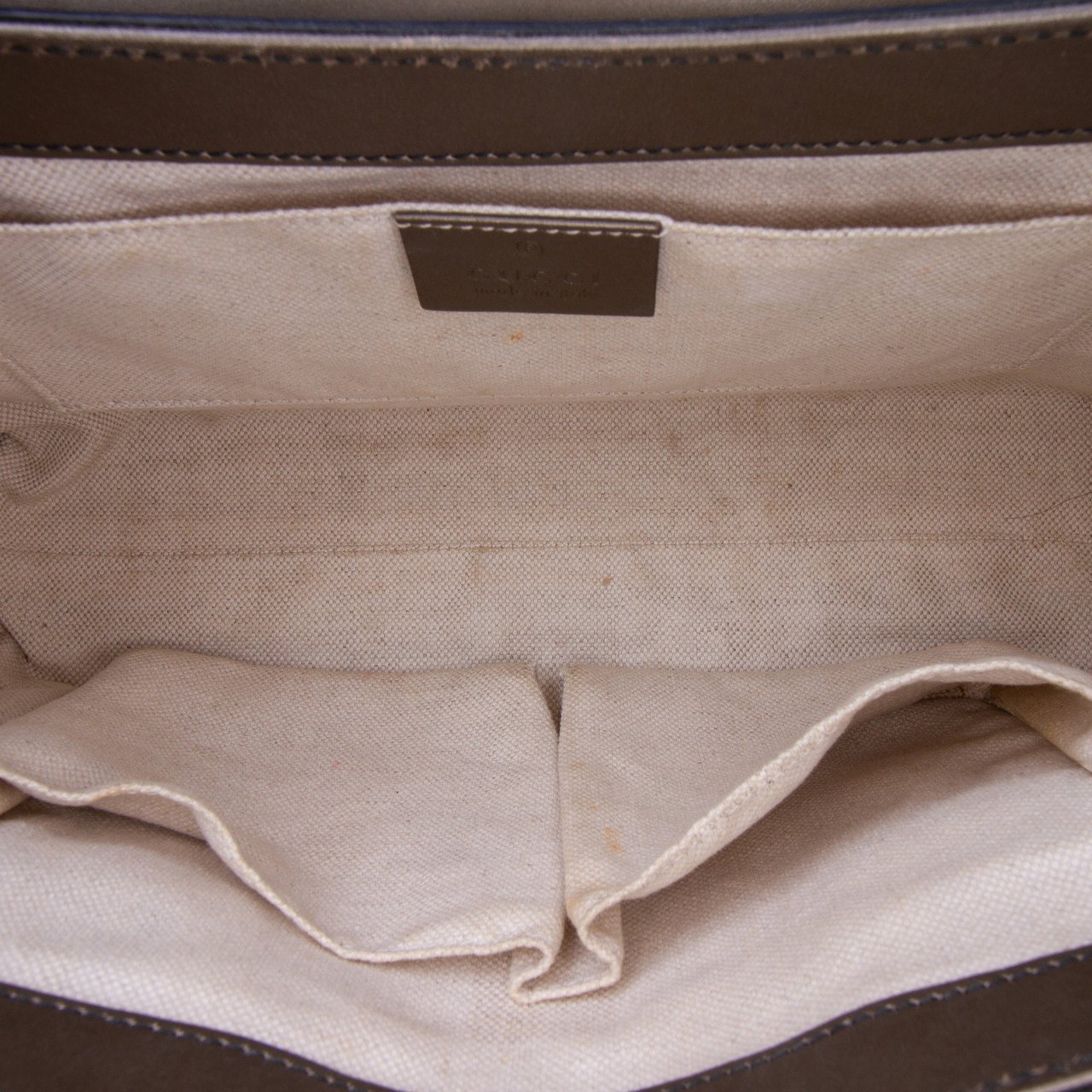 Gucci Medium Patent Guccissima Emily Shoulder Bag Zilver