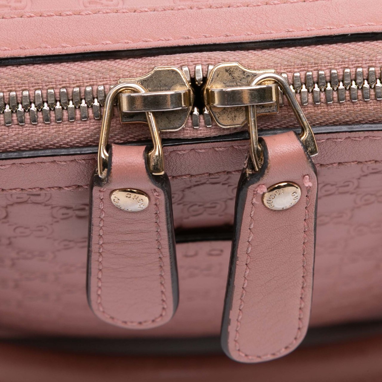 Gucci Mini Microguccissima Dome Satchel Roze