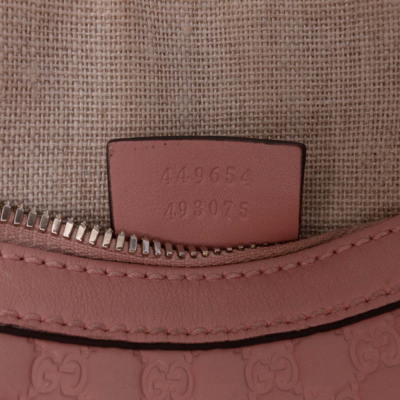 Gucci Mini Microguccissima Dome Satchel Roze