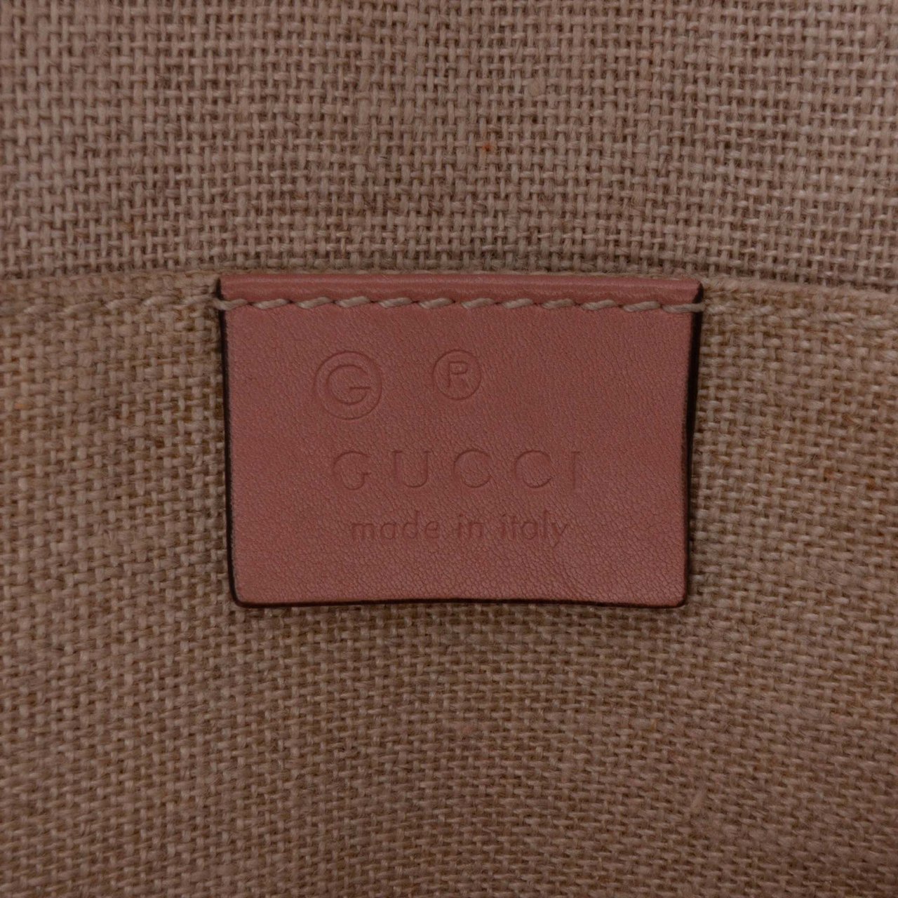 Gucci Mini Microguccissima Dome Satchel Roze