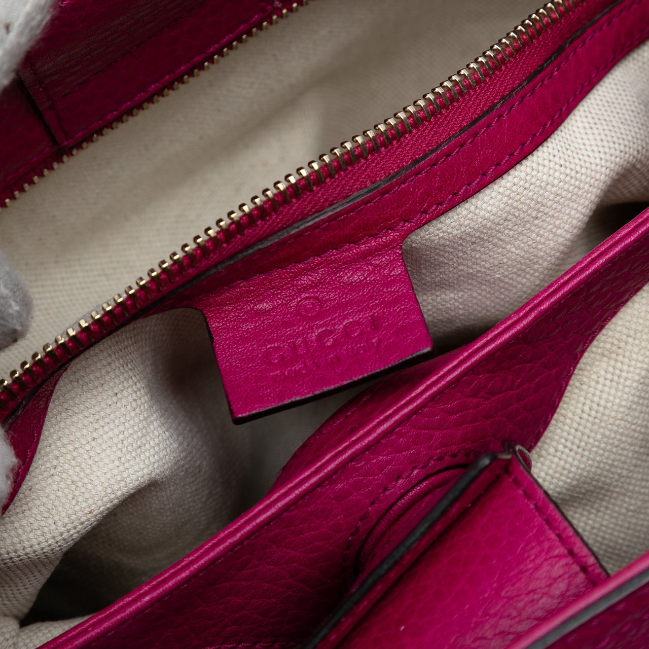 Gucci Small Calfskin Bamboo Shopper Satchel Roze