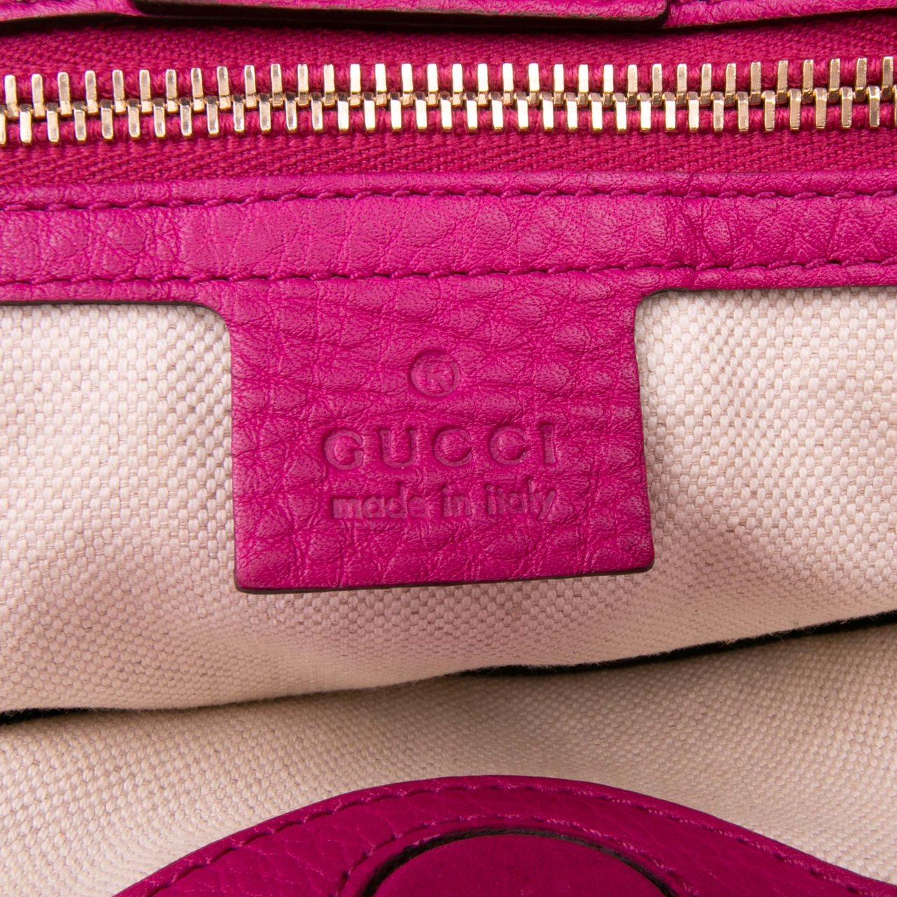 Gucci Medium Calfskin Bamboo Shopper Satchel Roze