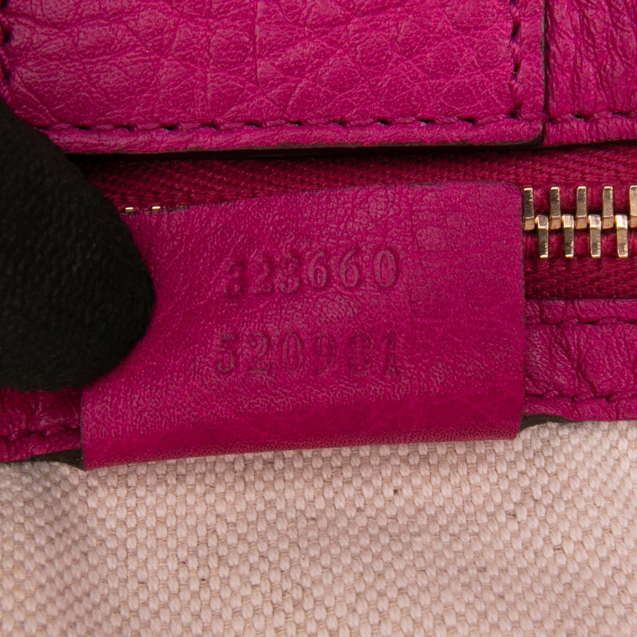 Gucci Medium Calfskin Bamboo Shopper Satchel Roze