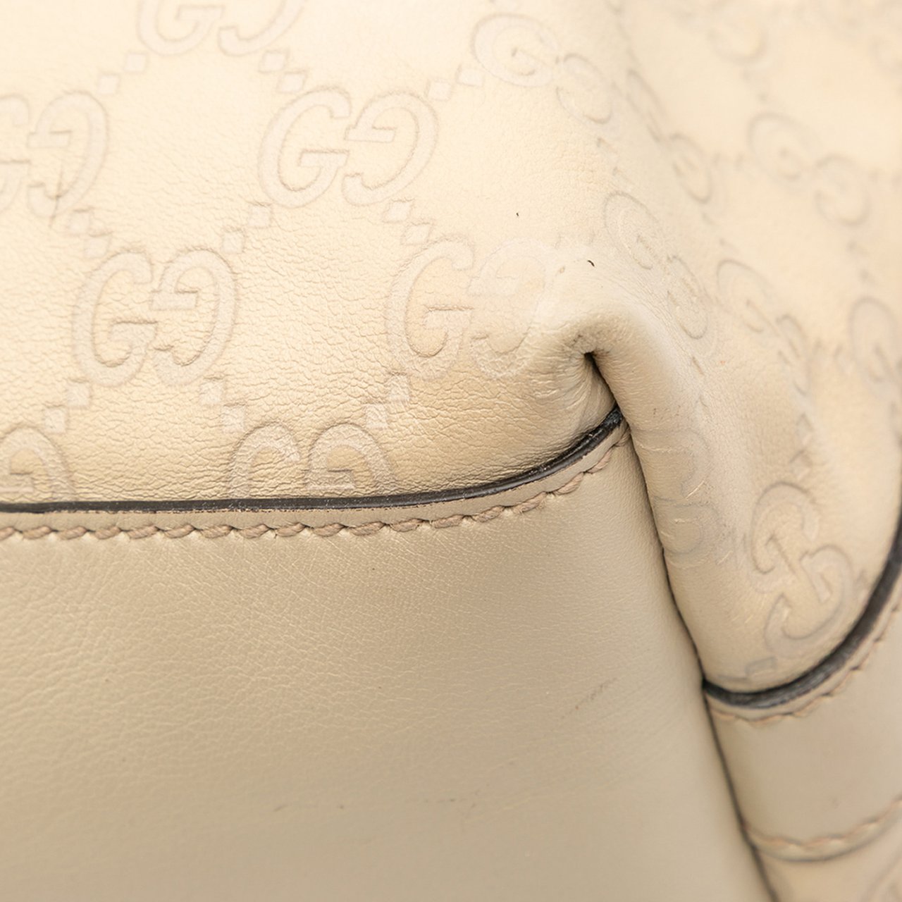 Gucci Small Guccissima Miss GG Hobo Bruin