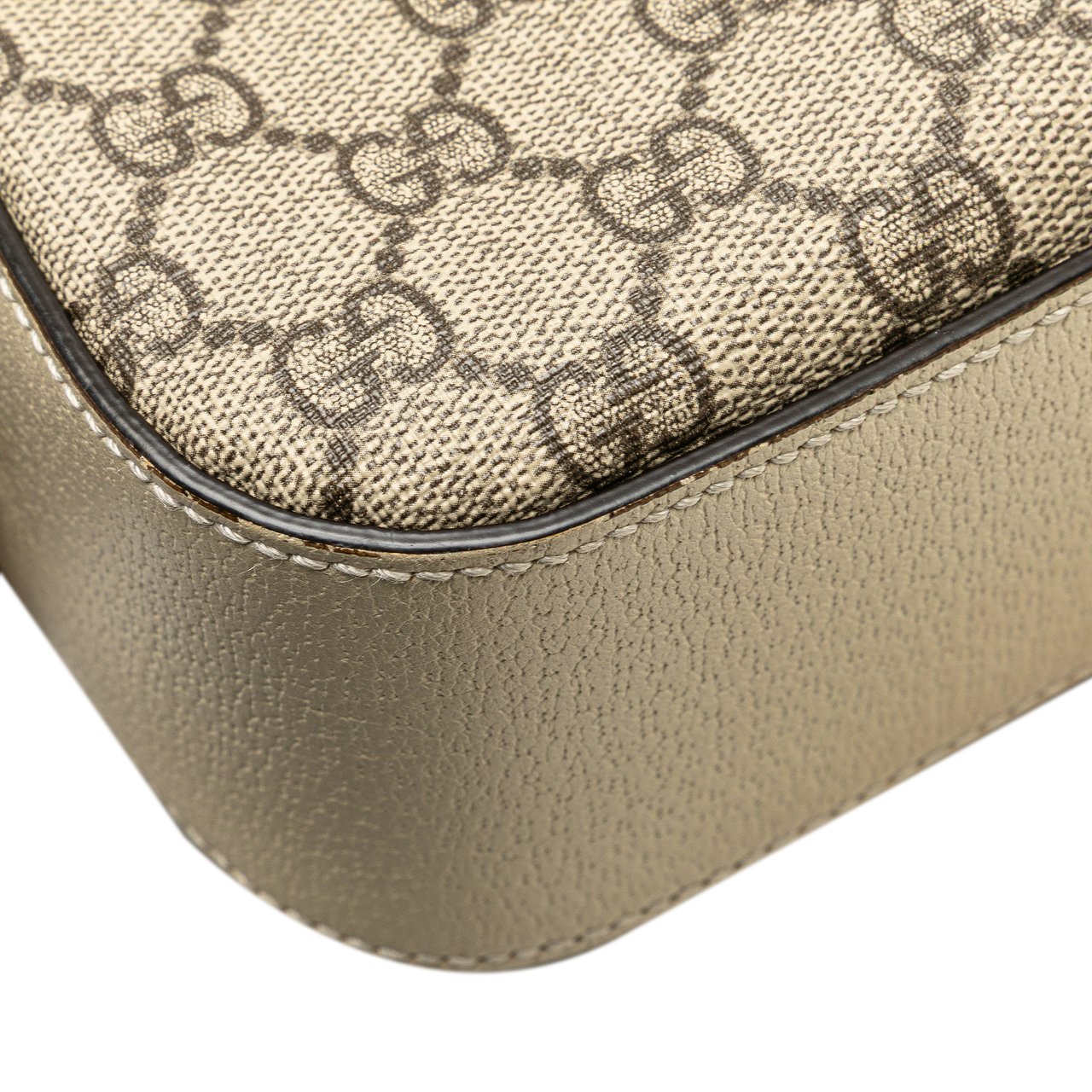 Gucci Small GG Supreme Textured Calfskin Web Ophidia Camera Bag Bruin