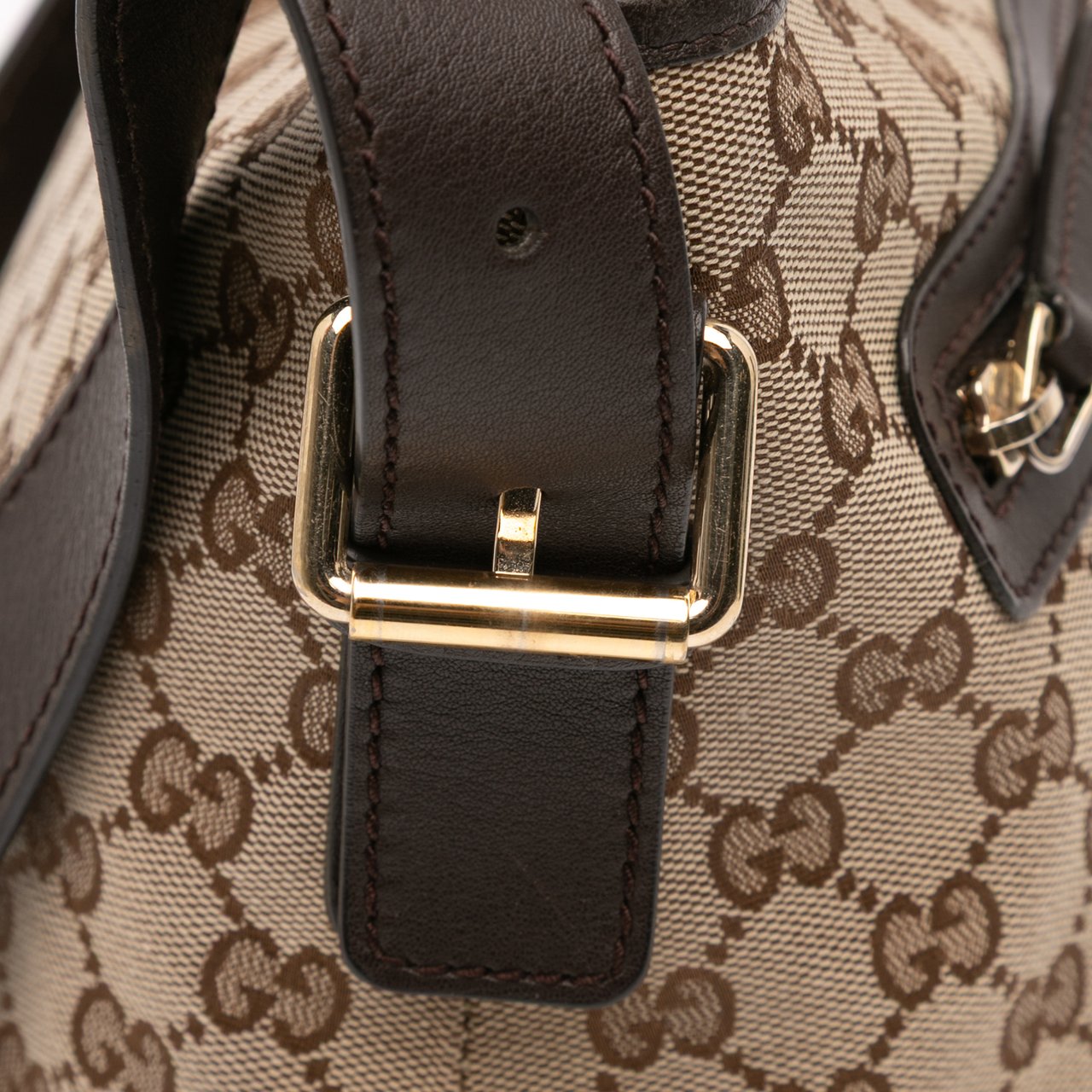Gucci GG Canvas Crossbody Bruin