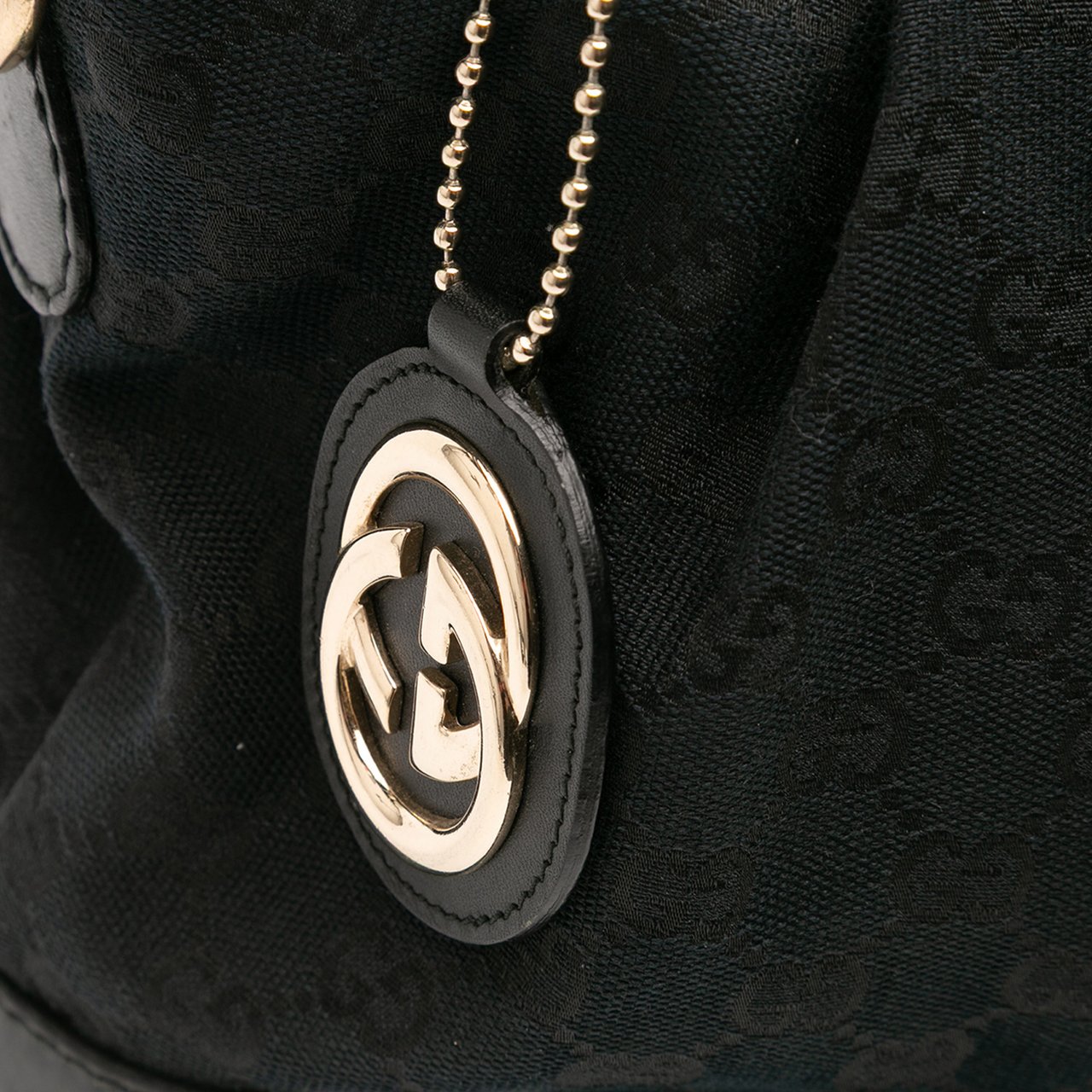 Gucci GG Canvas Sukey Satchel Zwart