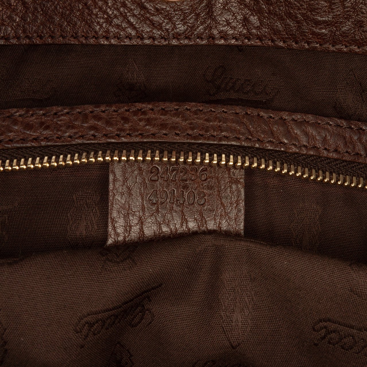 Gucci Large GG Canvas GG Charm Tote Bruin