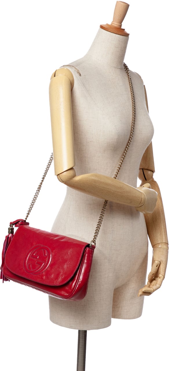 Gucci Medium Patent Soho Chain Flap Crossbody Rood