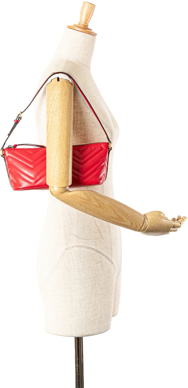 Gucci GG Marmont Matelasse Leather Shoulder Bag Rood