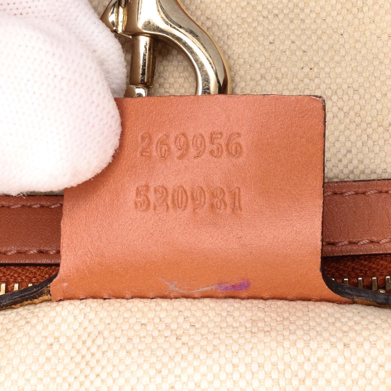 Gucci GG Canvas Heart Bit Tote Bruin