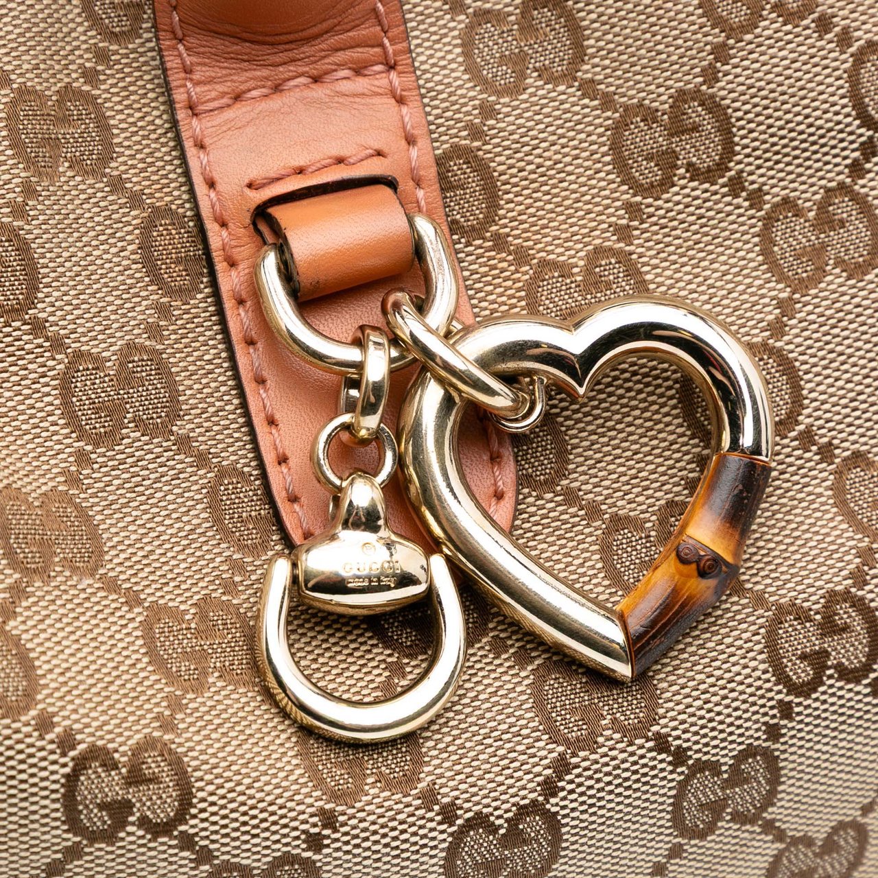 Gucci GG Canvas Heart Bit Tote Bruin