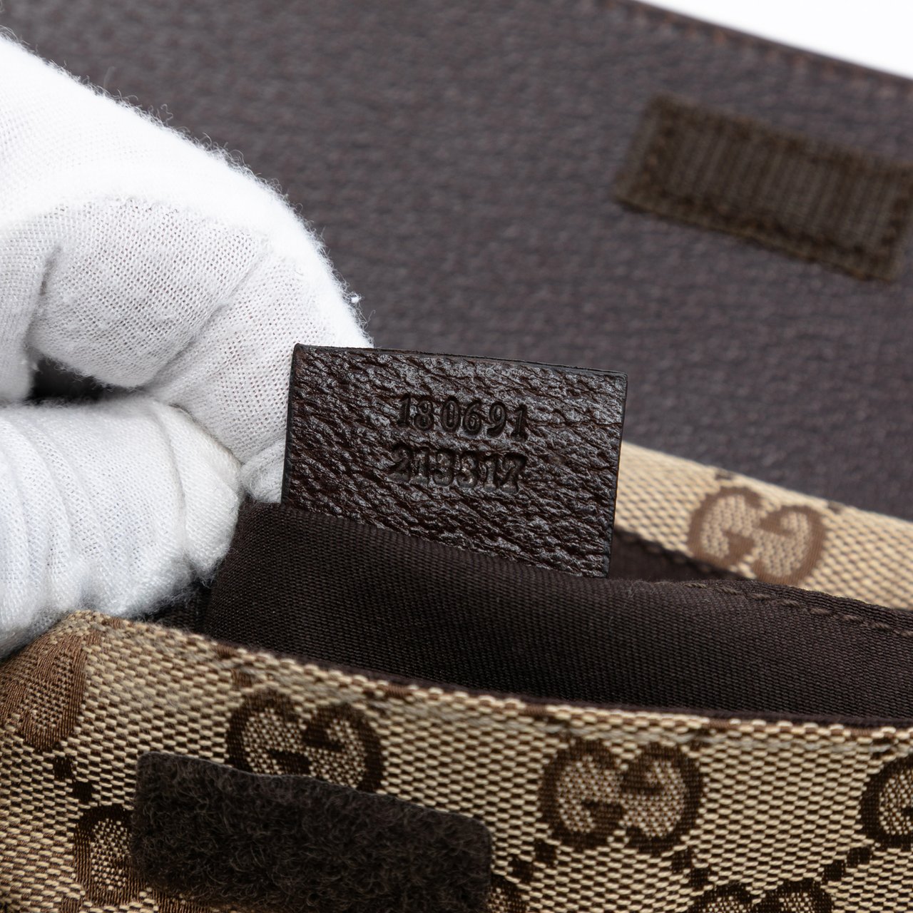 Gucci GG Canvas Web Crossbody Bruin