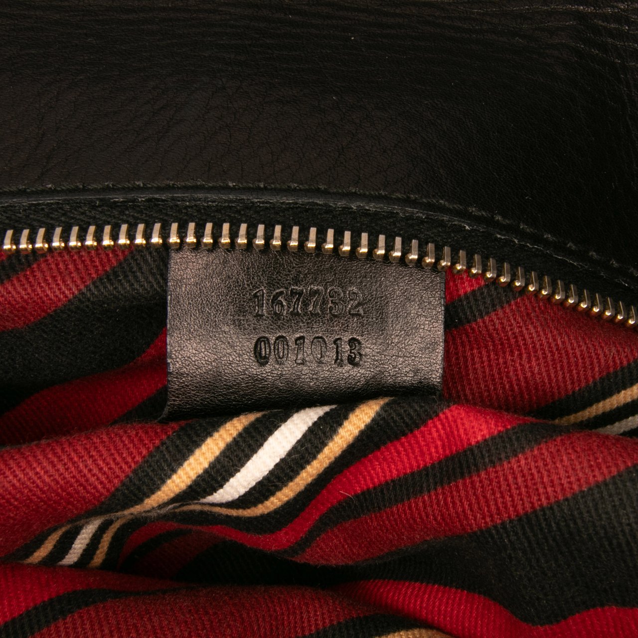 Gucci Medium Suede Britt Tassel Flap Shoulder Bag Zwart