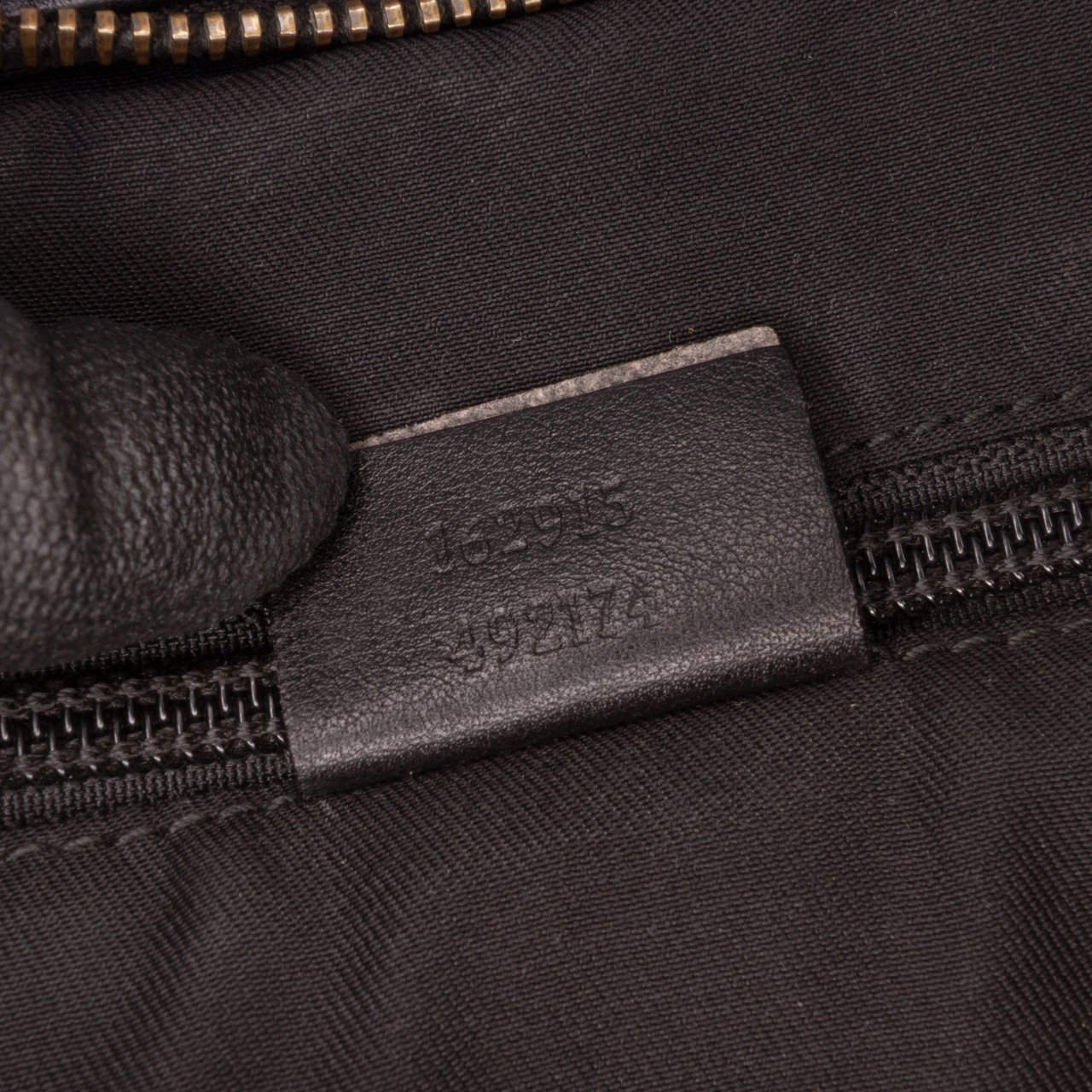 Gucci Guccissima Crossbody Zwart