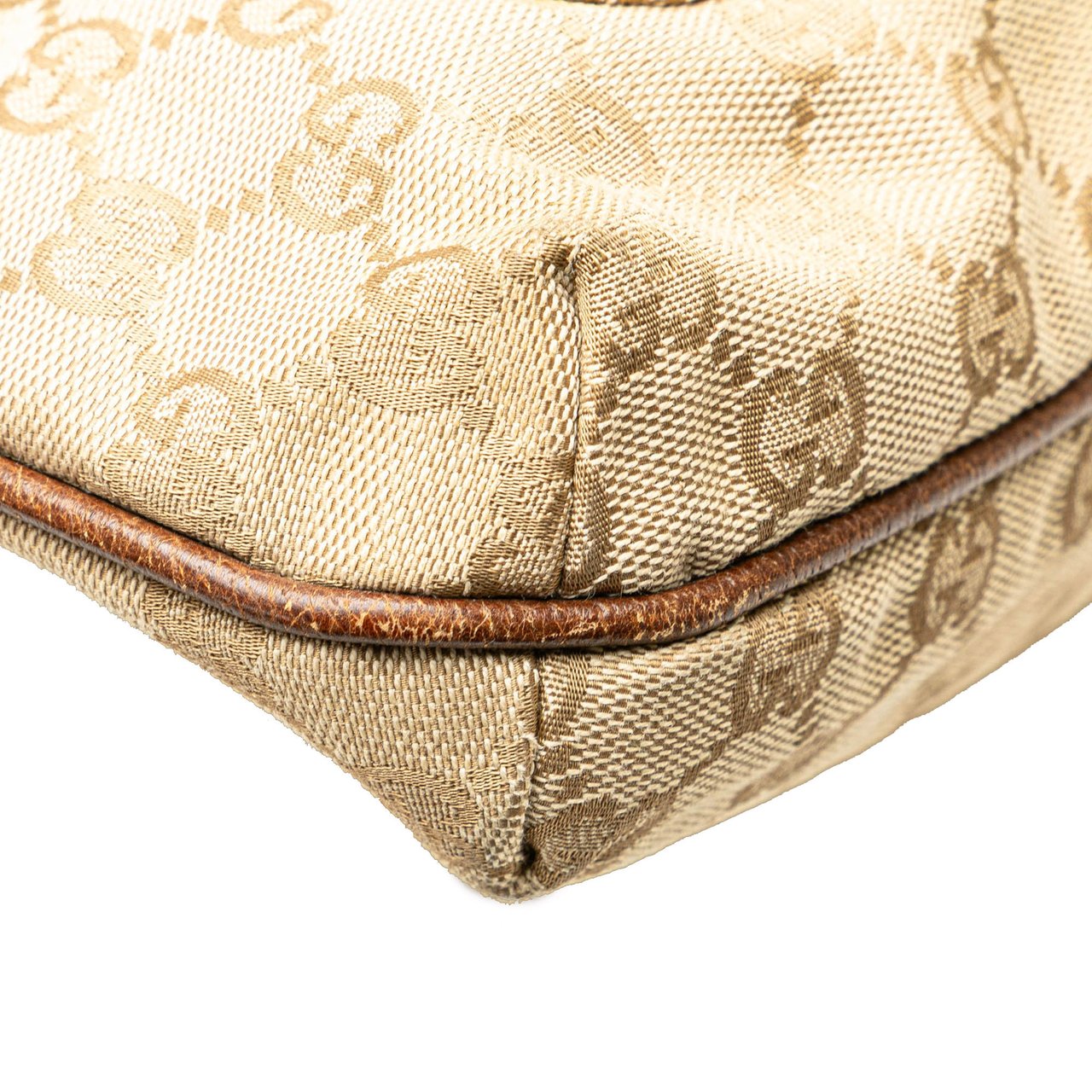 Gucci GG Canvas Crossbody Bruin