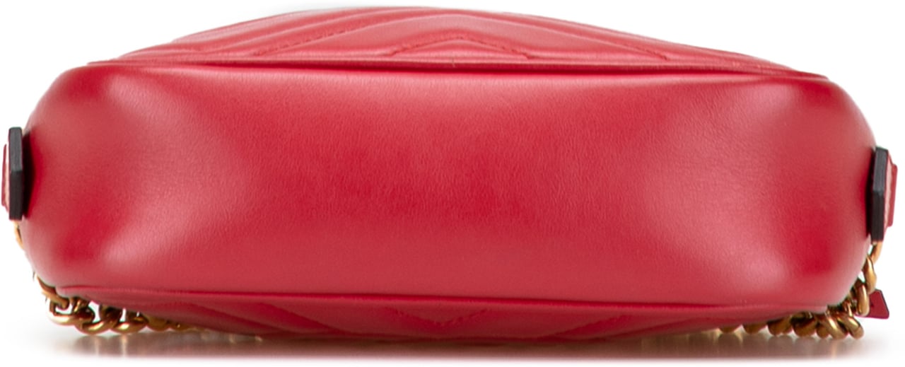 Gucci Mini GG Marmont Matelasse Leather Crossbody Rood
