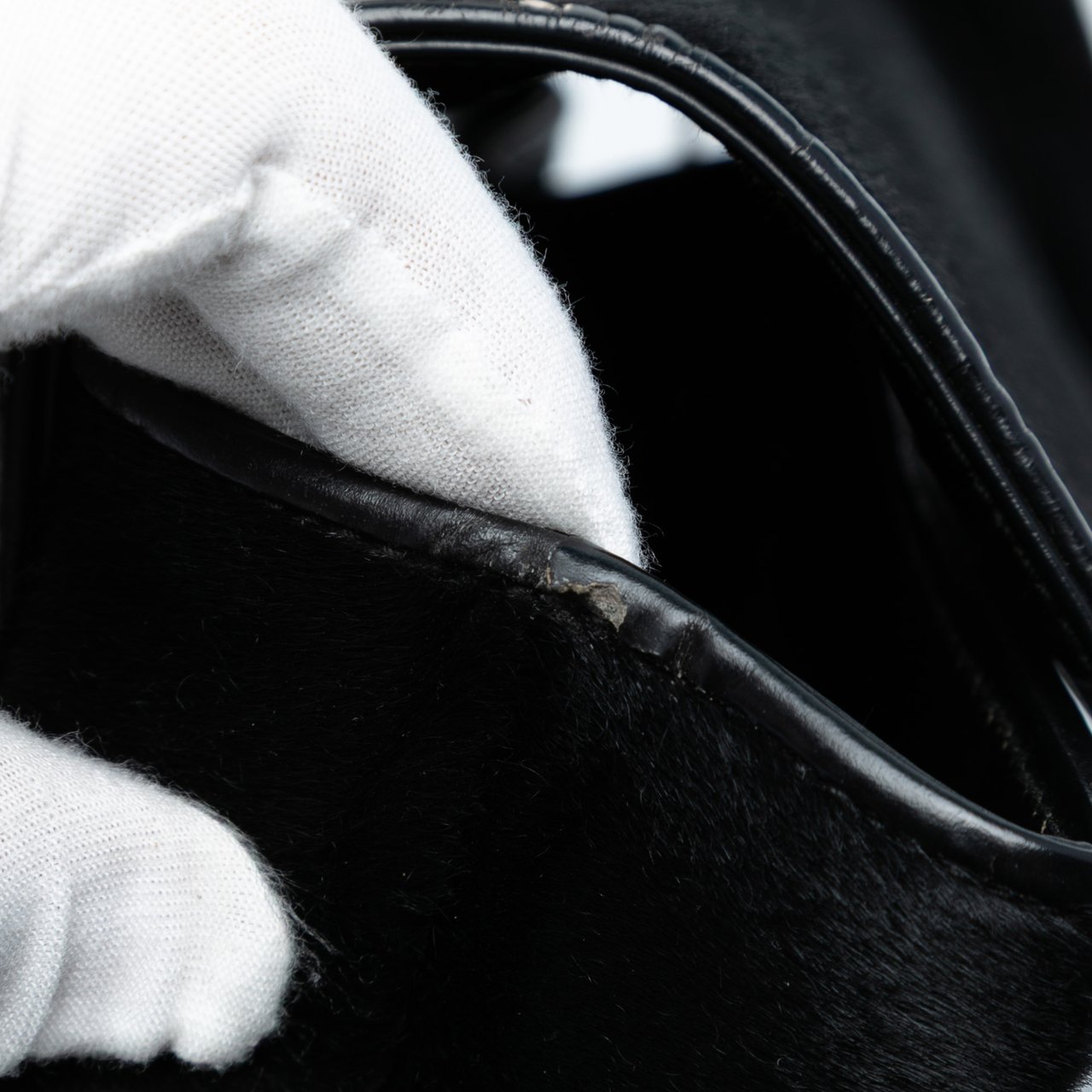 Gucci Pony Hair Shoulder Bag Zwart