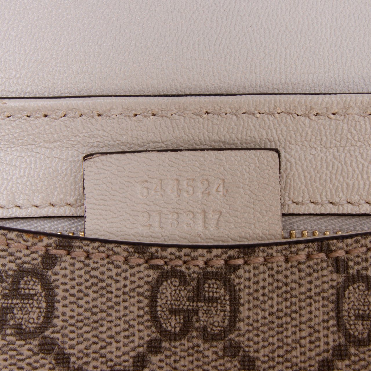 Gucci GG Supreme Saddle Padlock Crossbody Bruin