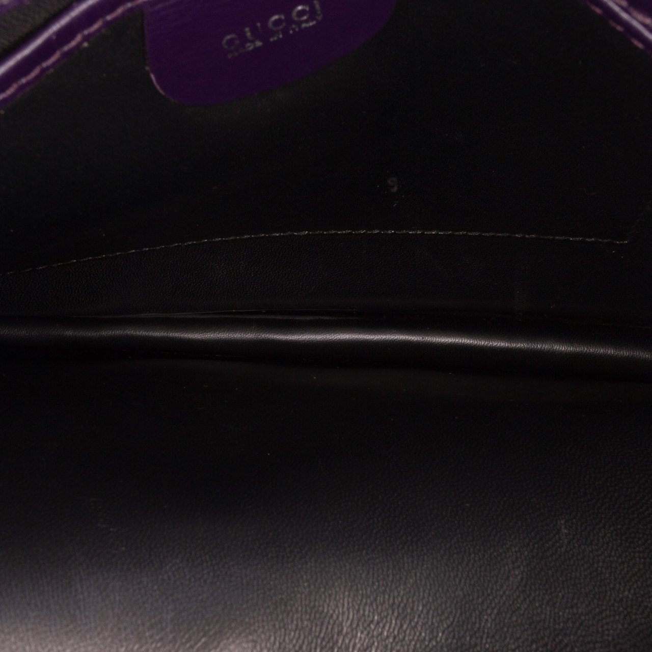 Gucci Croc Embossed Leather Broadway Envelope Shoulder Bag Paars