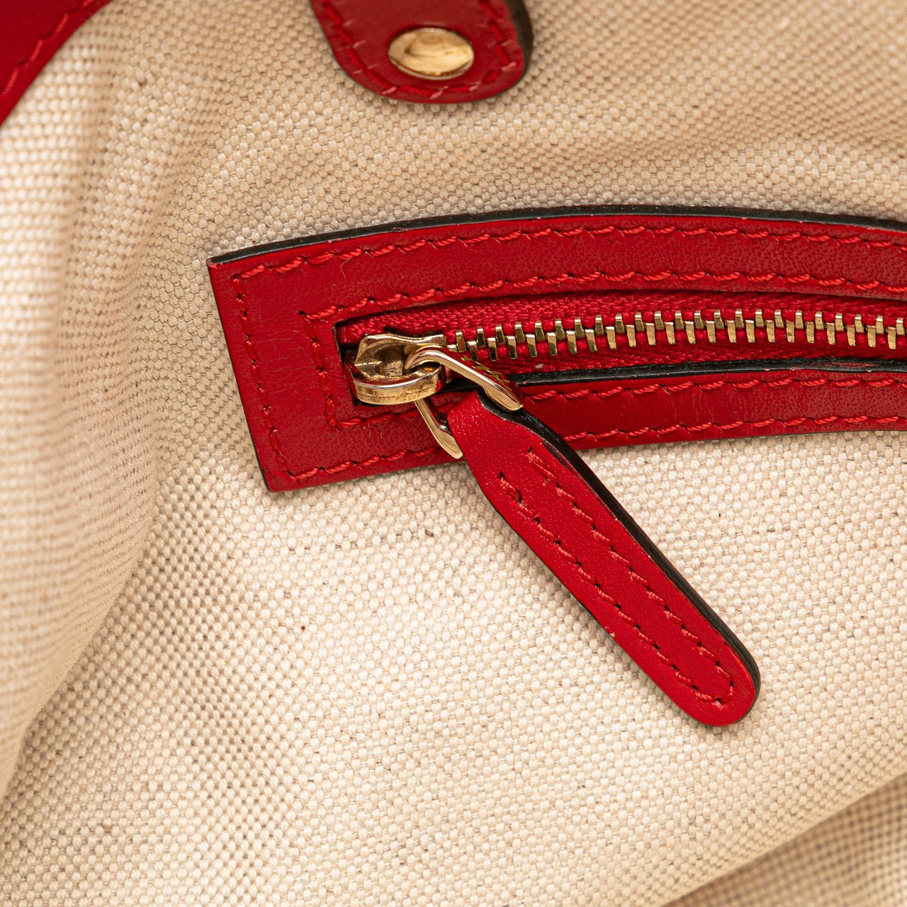 Gucci Small Diamante Leather Craft Tote Rood