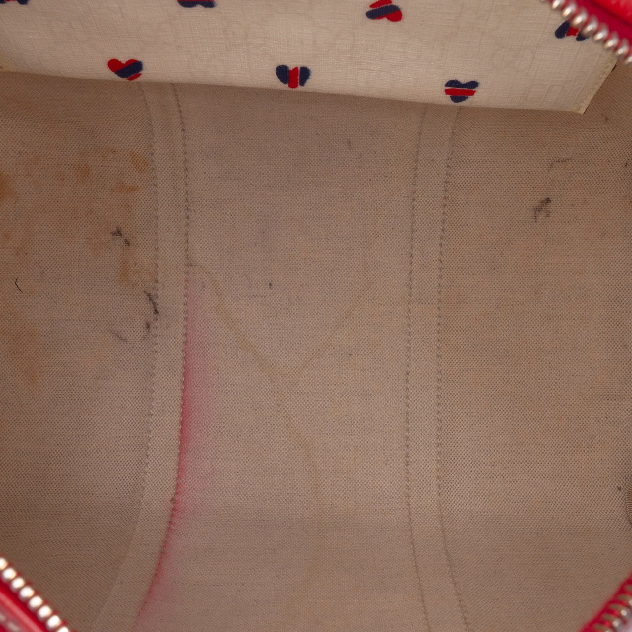 Gucci Medium GG Supreme Hearts Joy Boston Wit