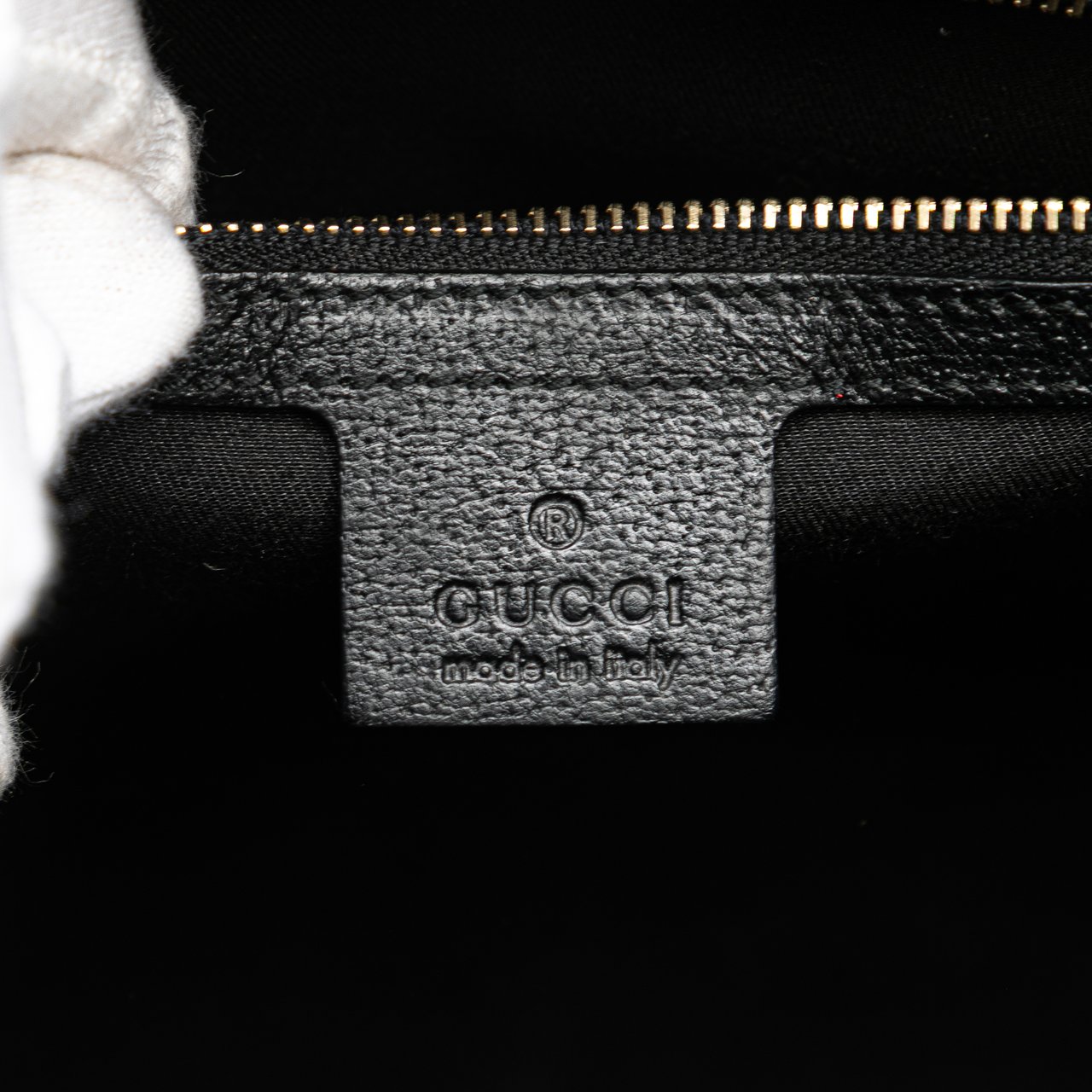 Gucci GG Canvas Nailhead Handbag Zwart