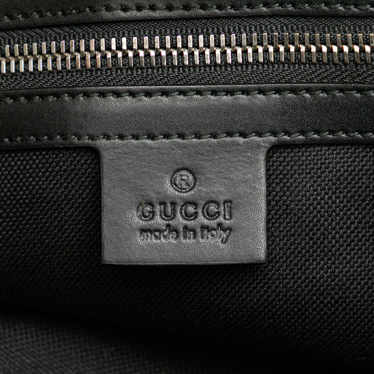 Gucci GG Supreme Convertible Soft Tote Zwart