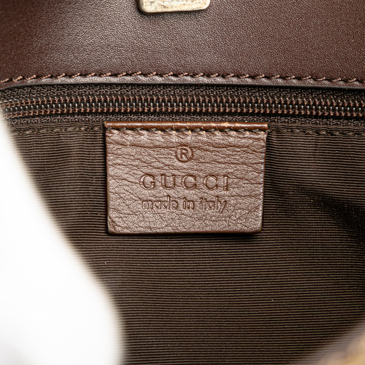 Gucci GG Canvas Shoulder Bag Bruin