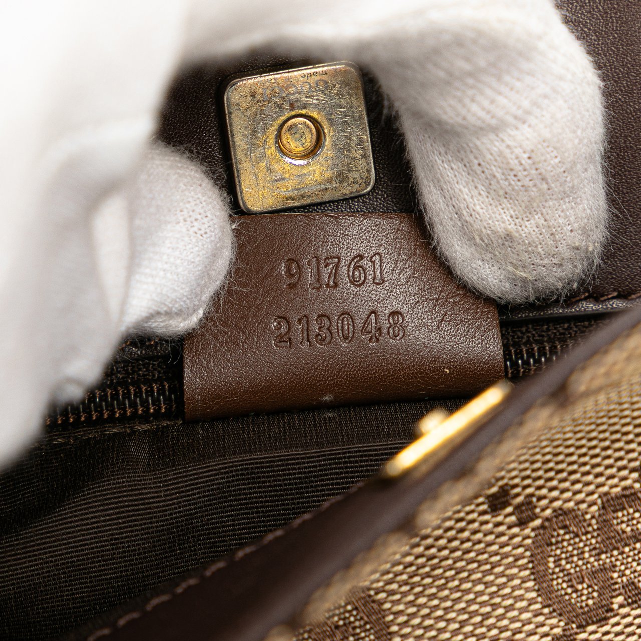 Gucci GG Canvas Shoulder Bag Bruin