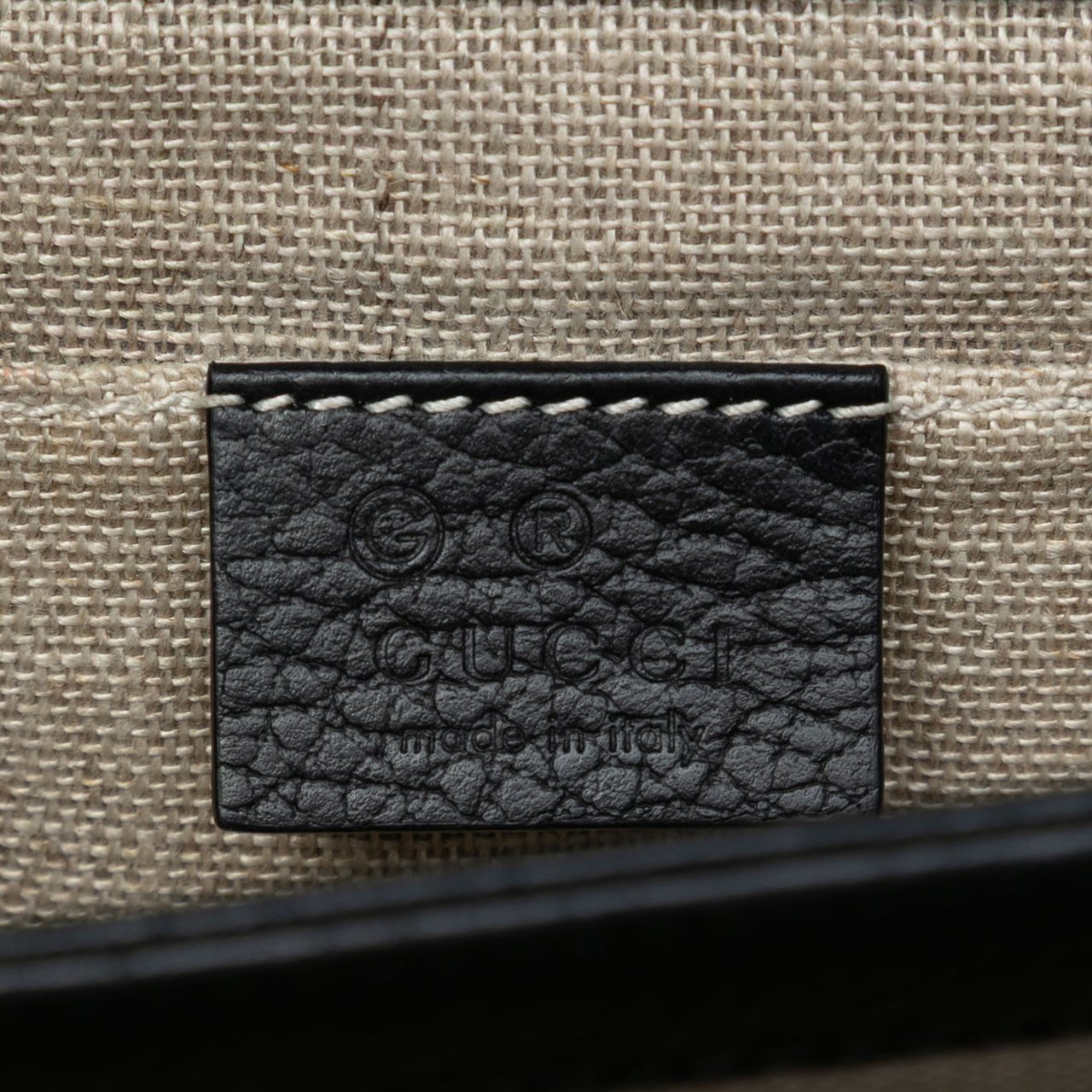 Gucci Small Dollar Calfskin Interlocking G Crossbody Zwart