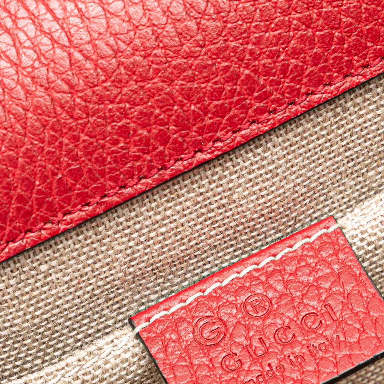 Gucci Small Dollar Calfskin Interlocking G Crossbody Rood