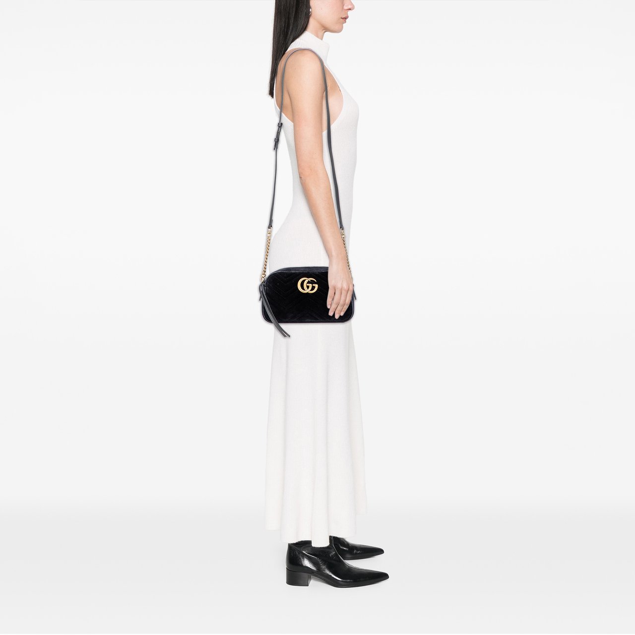 Gucci Small GG Marmont Matelasse Velvet Crossbody Zwart