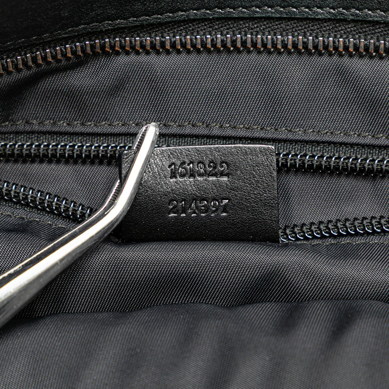 Gucci Guccissima and Nylon Crossbody Zwart