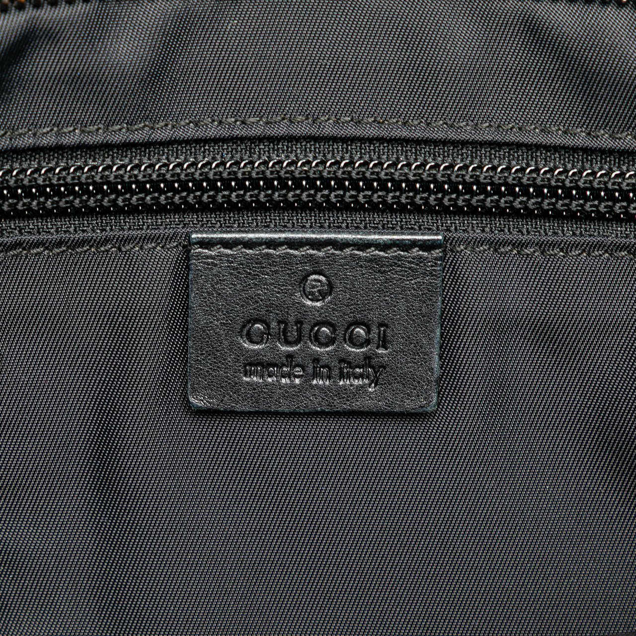 Gucci Guccissima and Nylon Crossbody Zwart