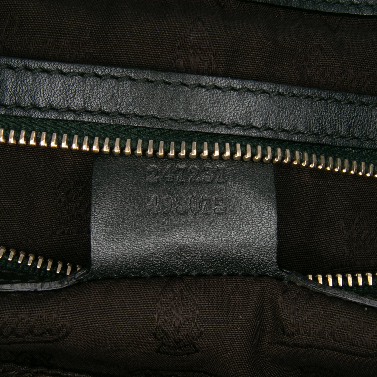 Gucci Medium Guccissima Charm Tote Groen