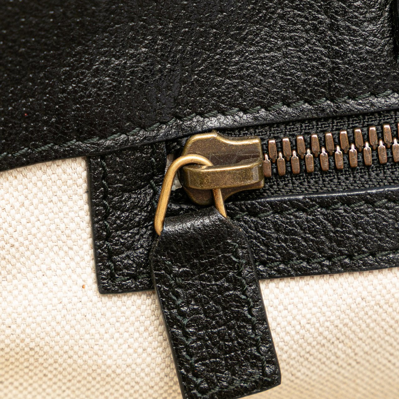 Gucci Grained Calfskin Bee Star Vertical Tote Zwart
