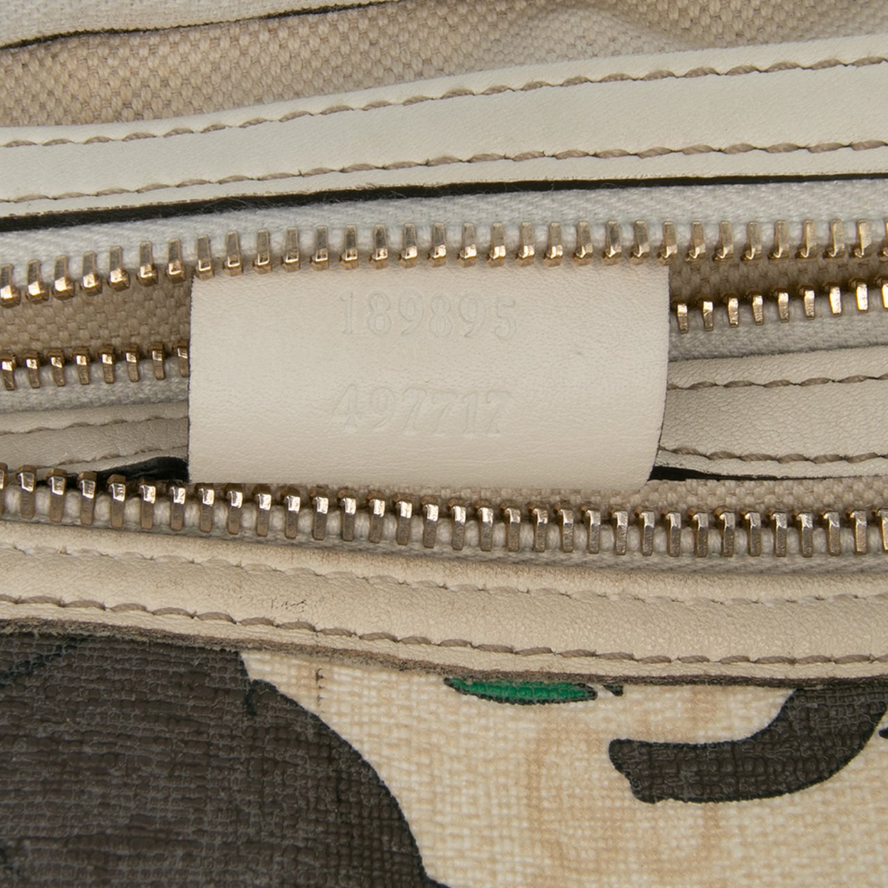 Gucci Limited Edition GG Supreme Joy Snowman In Africa Bruin
