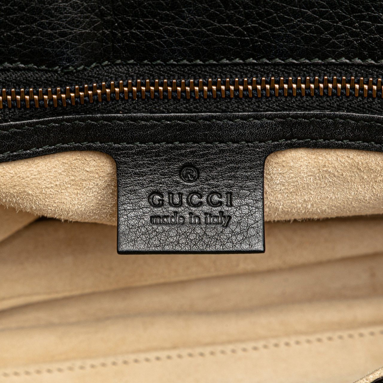 Gucci Medium Leather 1973 Chain Shoulder Bag Zwart