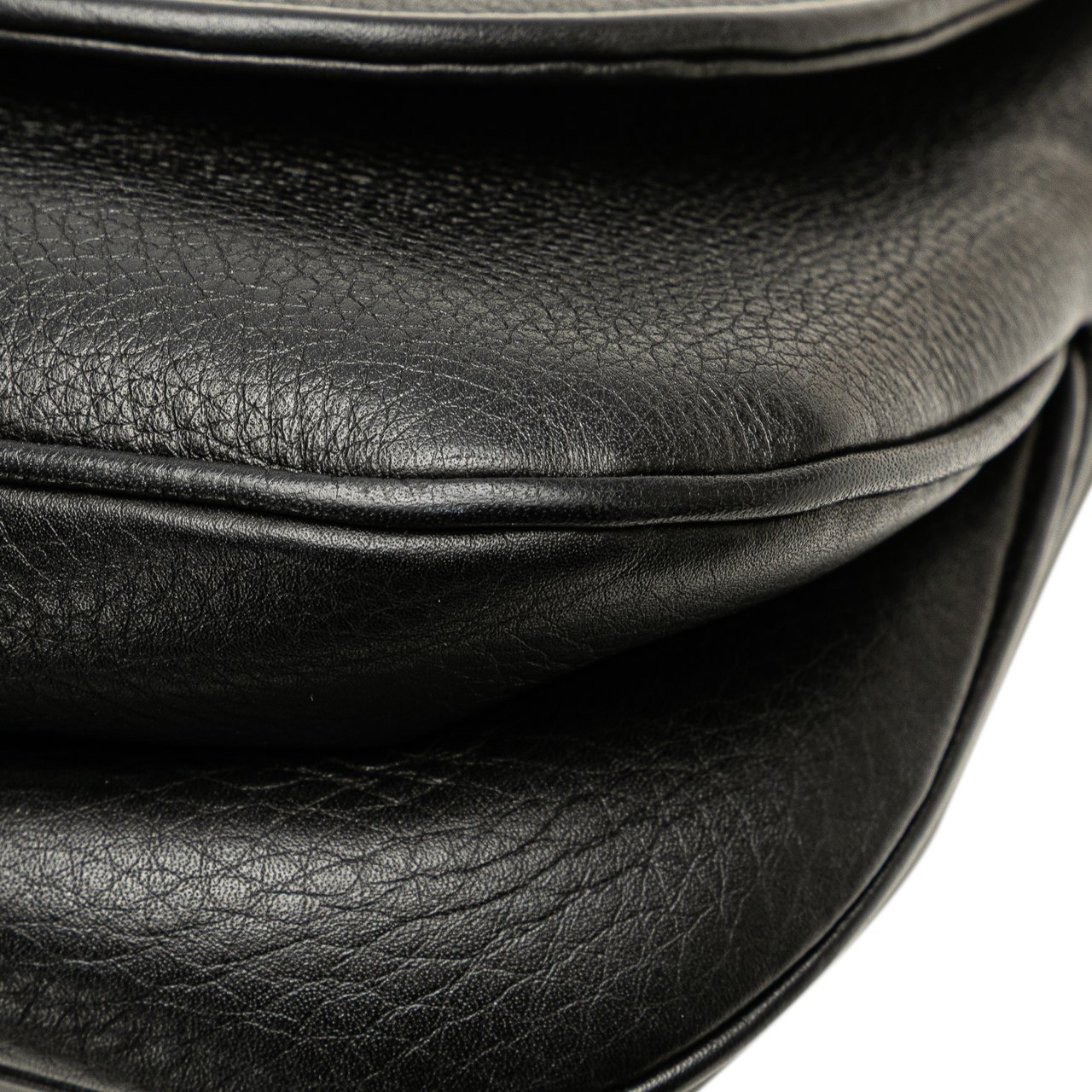 Gucci Medium Leather 1973 Chain Shoulder Bag Zwart