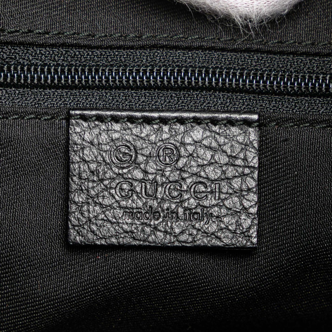 Gucci Pebbled Leather Abbey D Ring Shoulder Bag Zwart