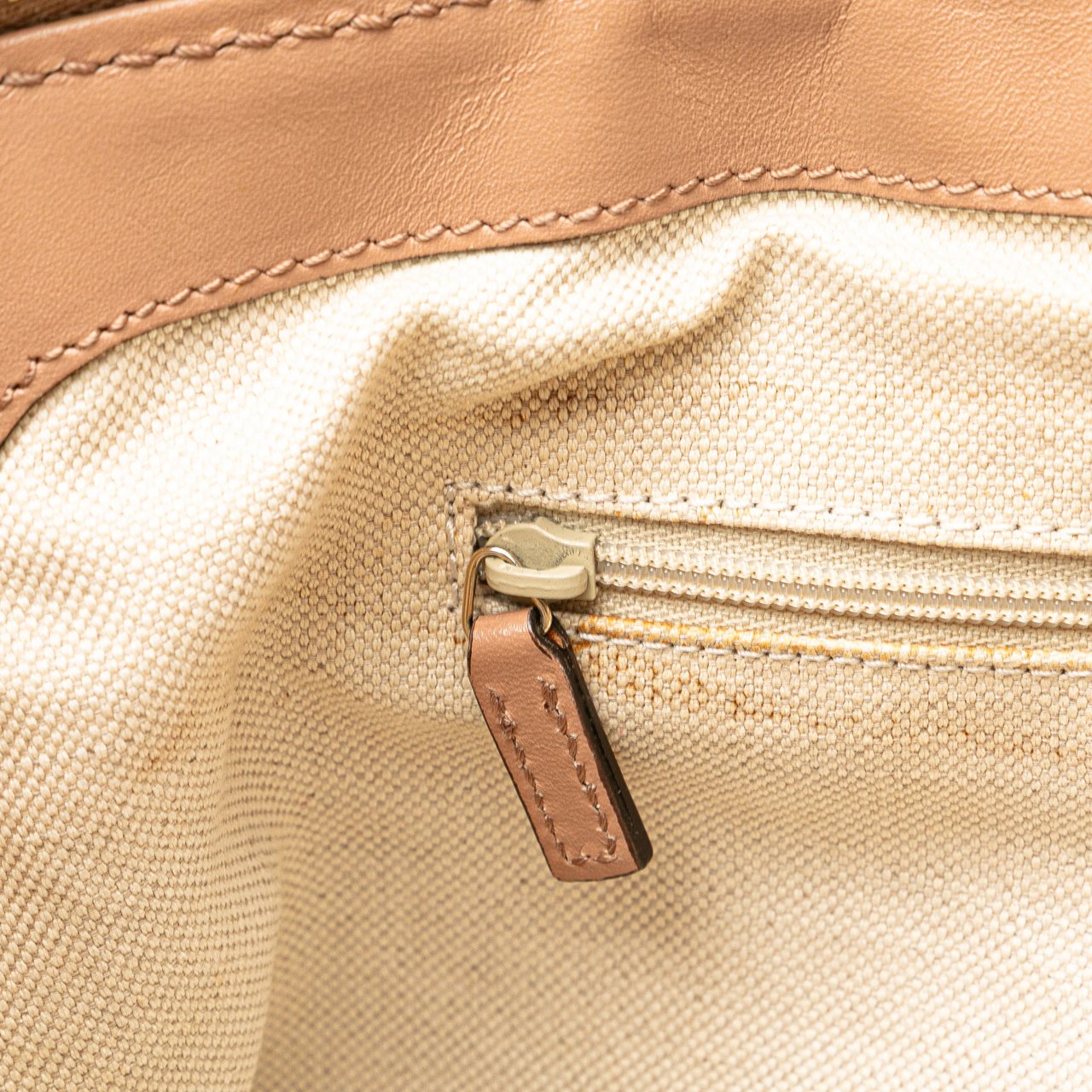 Gucci Diamante Canvas Sukey Satchel Bruin