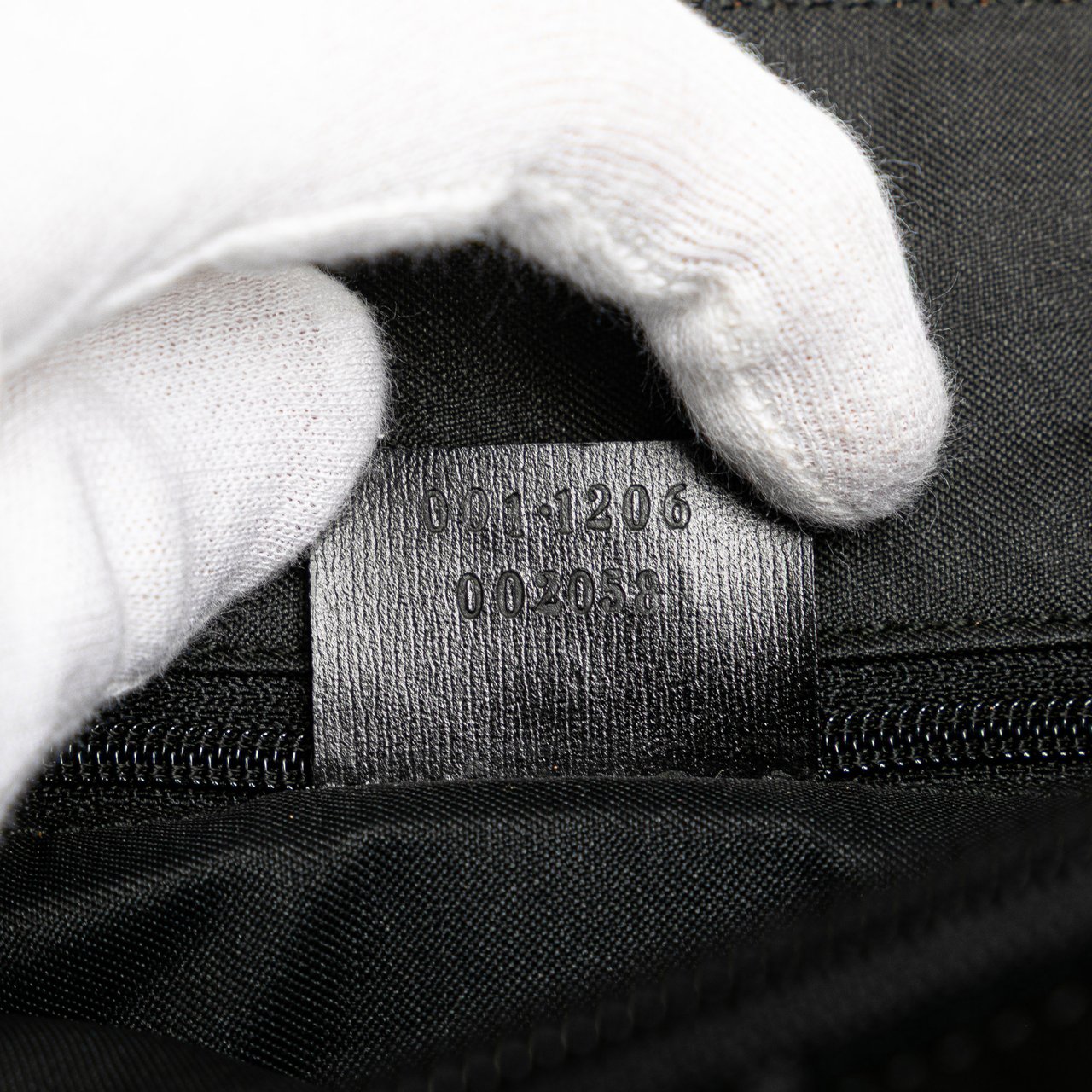 Gucci GG Suede Hobo Zwart