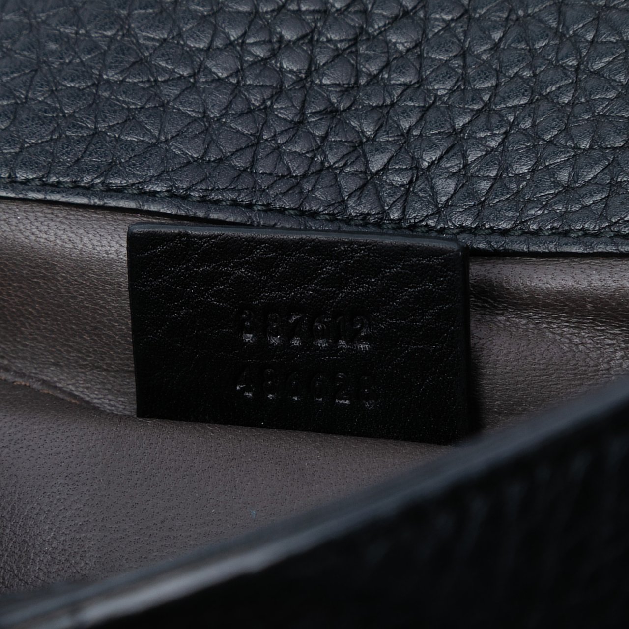Gucci Small Leather Studded Miss Bamboo Crossbody Zwart