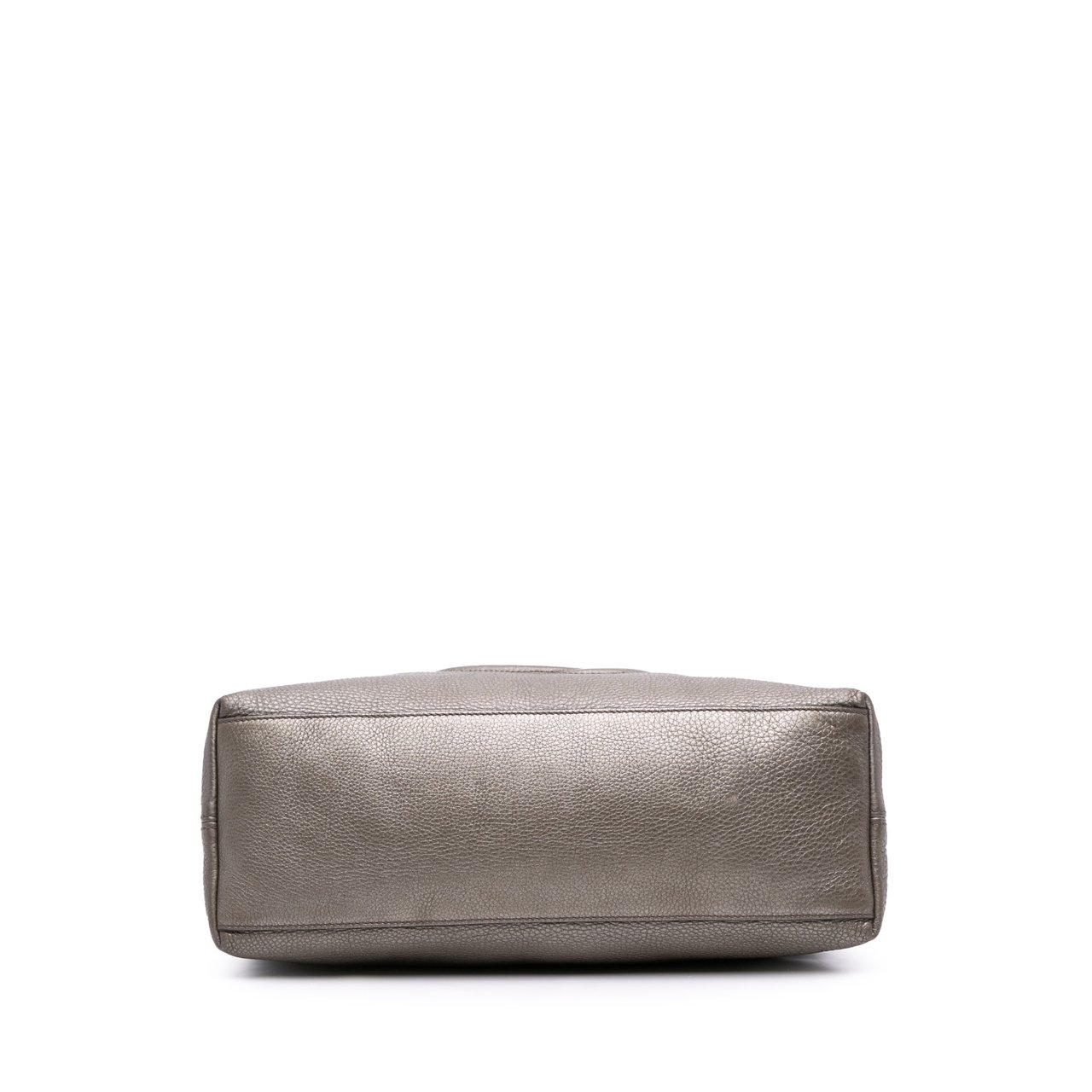 Gucci Medium Metallic Leather Soho Chain Tote Zilver