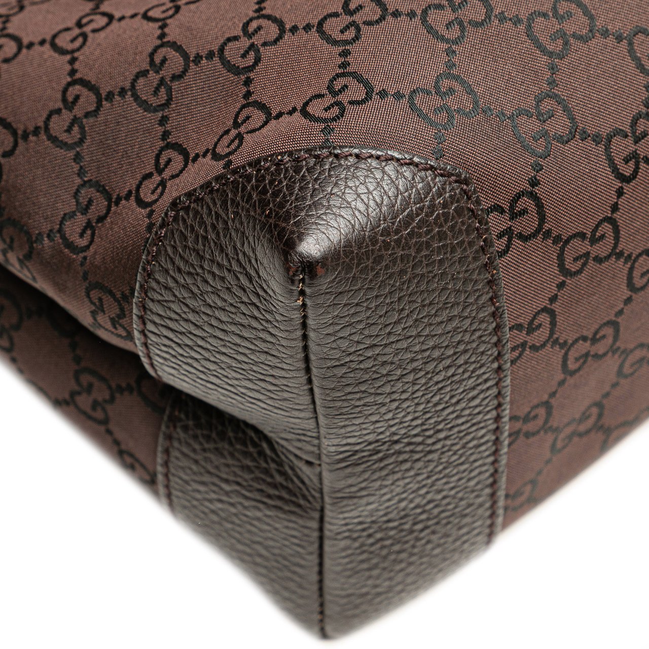 Gucci GG Canvas Tote Bruin