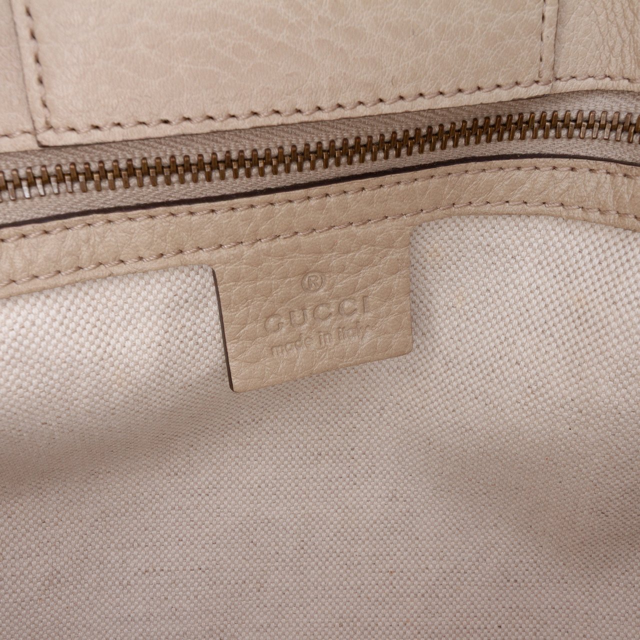 Gucci GG Canvas Miss GG Tote Bruin