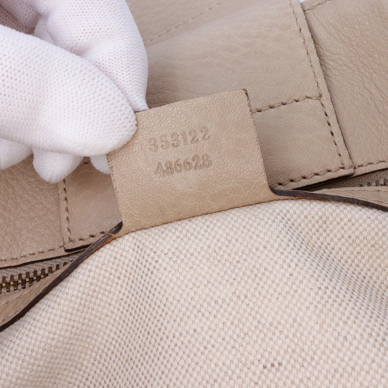 Gucci GG Canvas Miss GG Tote Bruin