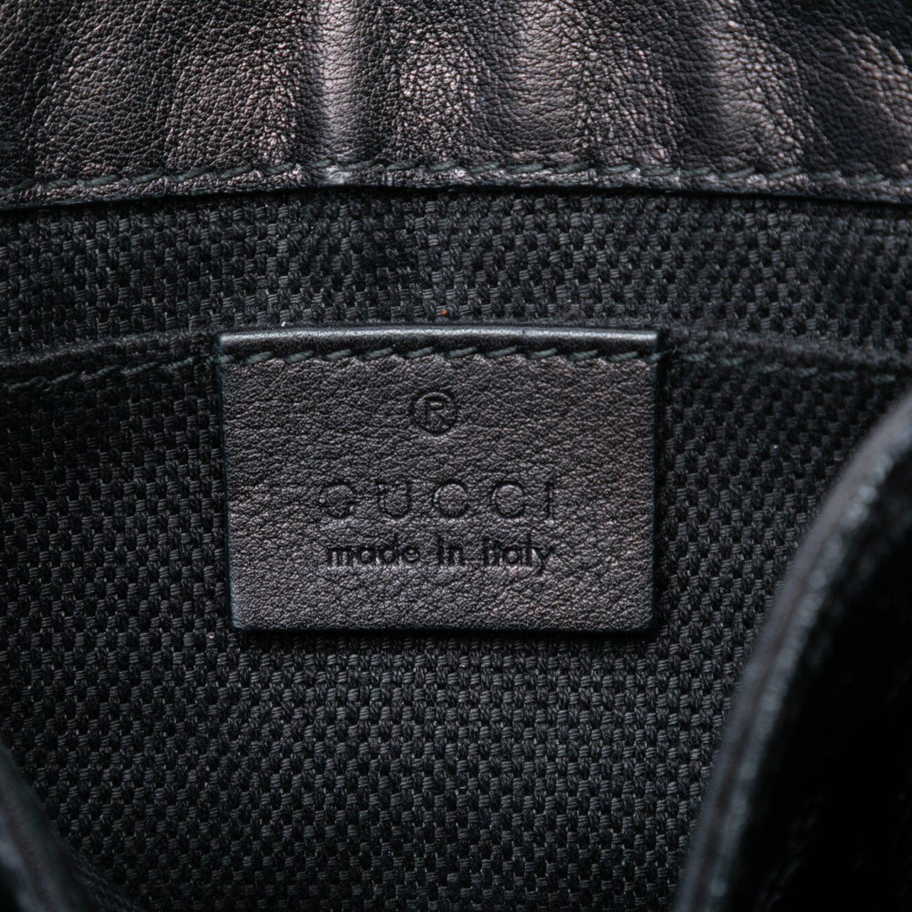 Gucci Small Patent Soho Chain Flap Crossbody Zwart